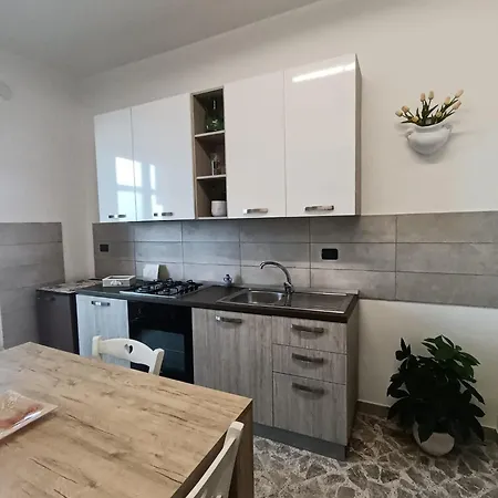 Apartment Lucry's House Bari