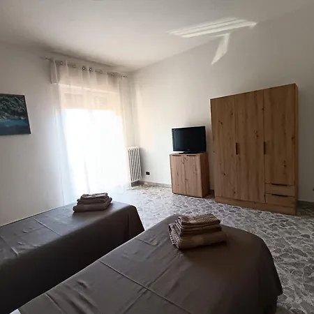 Lucry's House Apartman Bari