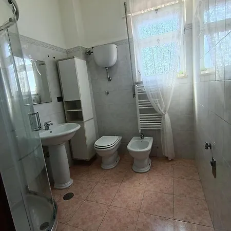 Lucry's House Apartment *